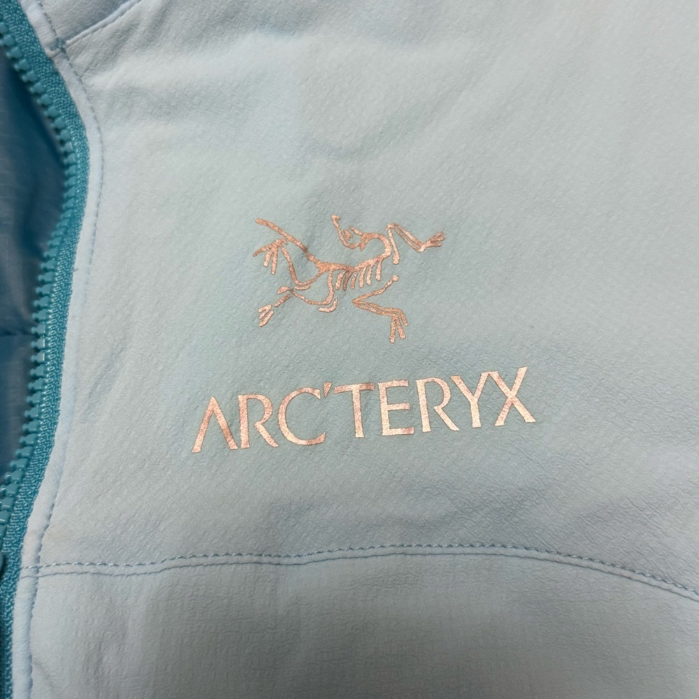 Arc'teryx Women's Light Blue Atom LT Vest Medium Layers - Picture 9 of 11